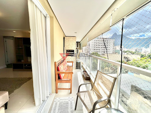 Espaçoso apartamento de 3 quartos em Botafogo - 105m² por R$ 1.920.000 para venda
