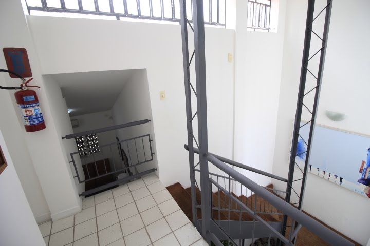 Casa à venda com 5 quartos, 2 banheiros, 3 vagas e 185m² no Madalena, Recife (PE) — foto 7 de 30