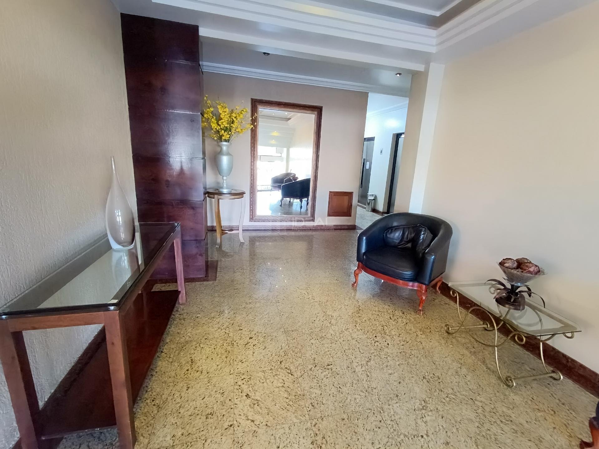 Apartamento à venda com 3 quartos, 1 suíte, 2 vagas e 199m² no Centro, Campos dos Goytacazes (RJ) — foto 14 de 23