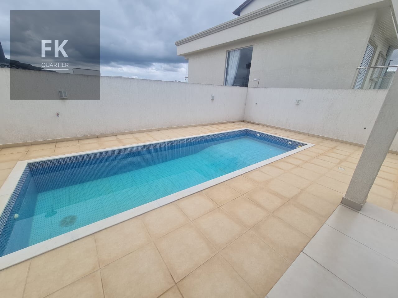 Casa à venda com 3 quartos, 3 suítes, 4 vagas e 266m² no Suru, Santana de Parnaíba (SP) — foto 5 de 26