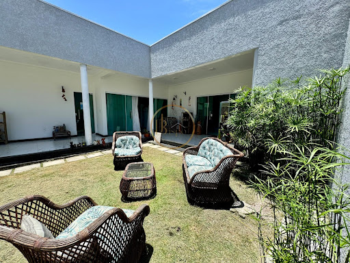 Casa 4 Dormitórios à Venda em Coroa Vermelha - R$1.600.000