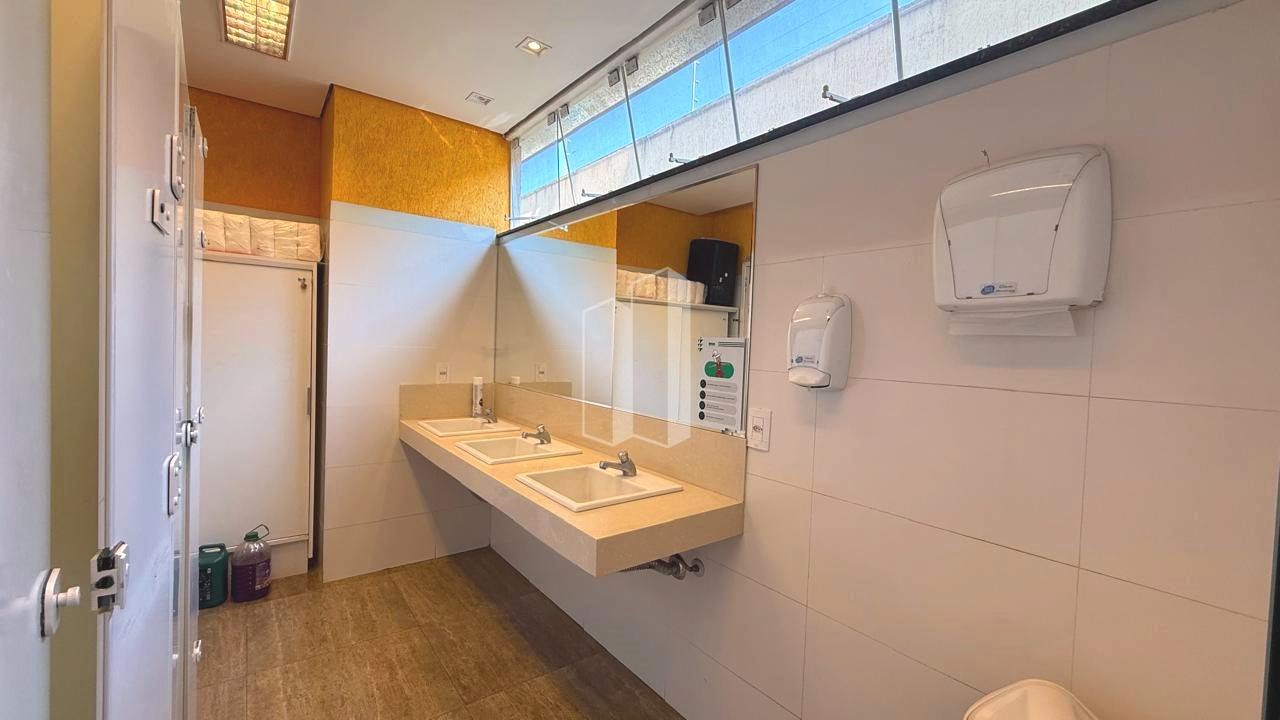 Comercial à venda com 4 vagas e 600m² no Parque Amazônia, Goiânia (GO) — foto 11 de 30