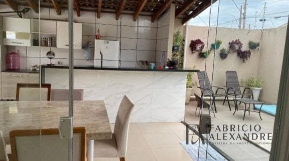 Casa à venda com 2 quartos, 1 suíte, 2 vagas e 130m² no Centro, Bady Bassitt (SP) — foto 3 de 8