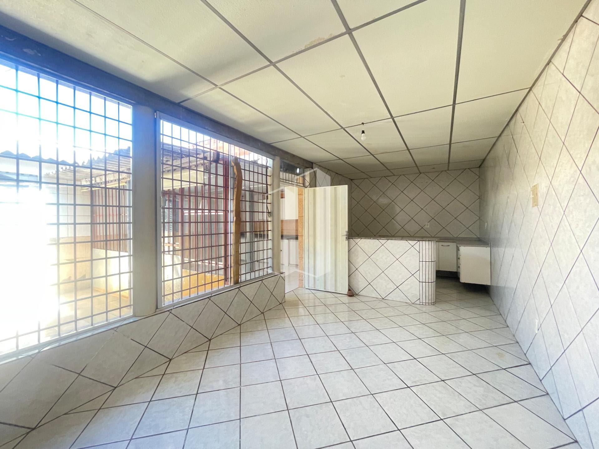 Casa à venda com 4 quartos, 1 suíte, 3 vagas e 200m² no Conjunto Residencial Aruanã I, Goiânia (GO) — foto 17 de 30