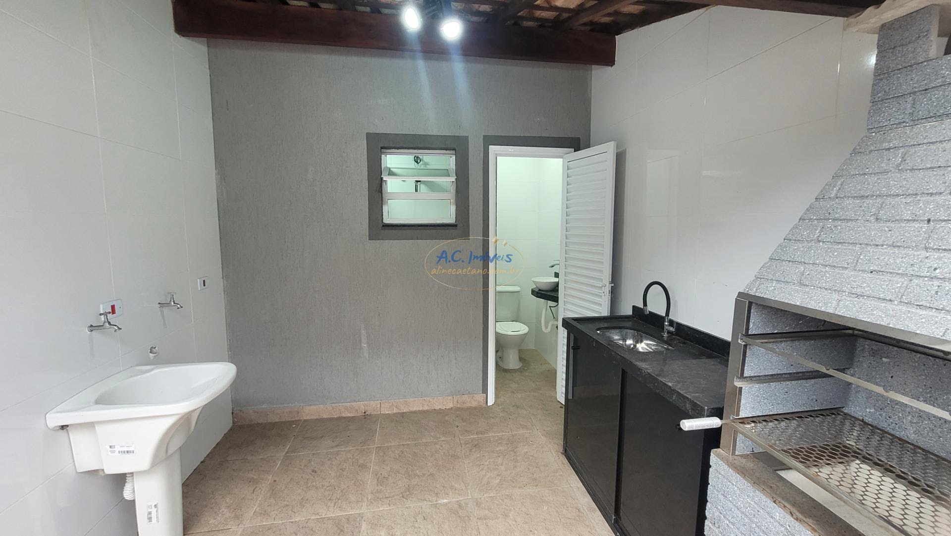 Casa à venda com 2 quartos, 1 suíte, 2 vagas e 80m² no Vila Tupi, Praia Grande (SP) — foto 26 de 27