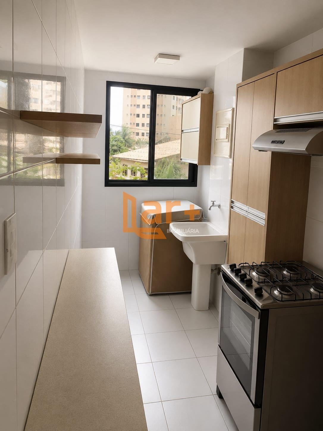 Apartamento à venda com 3 quartos, 1 suíte, 1 vaga e 80m² no Luzia, Aracaju (SE) — foto 4 de 8