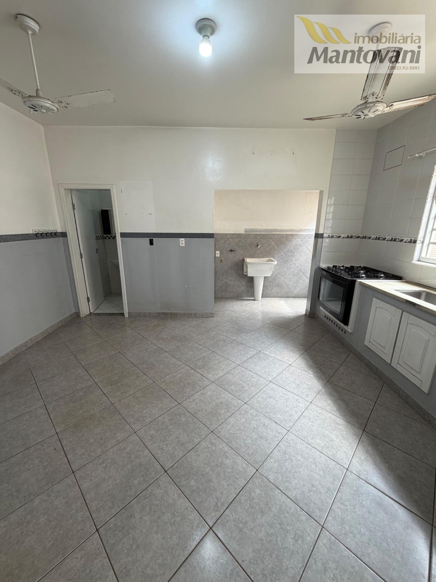 Casa à venda com 3 quartos, 2 banheiros, 2 vagas e 264m² no Centro, Tatuí (SP) — foto 10 de 15