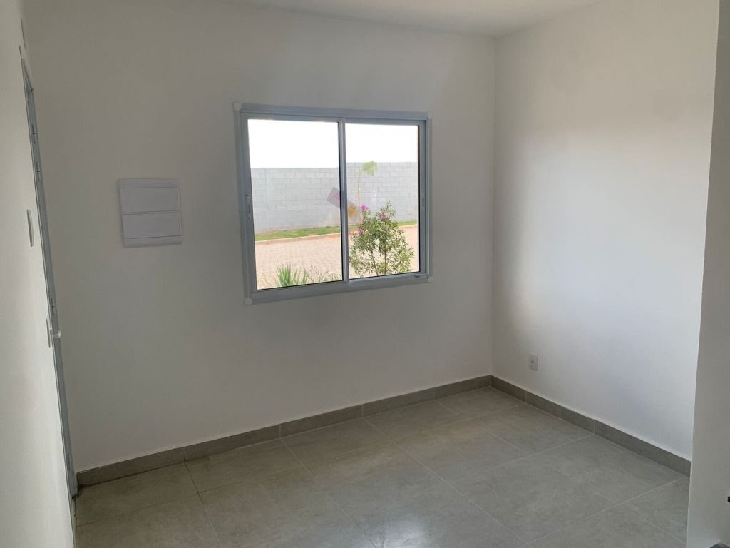 Casa para alugar com 2 quartos, 2 banheiros, 1 vaga e 56m² no Centro Residencial, Arujá (SP) — foto 2 de 16