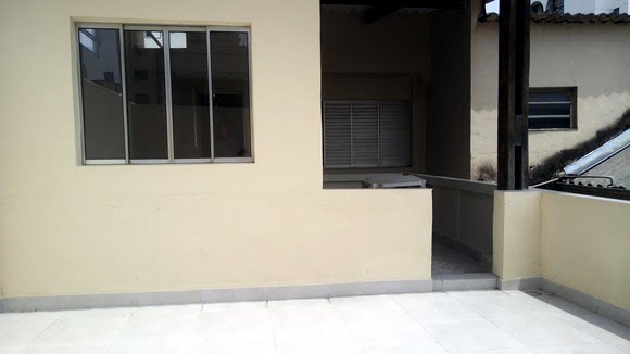 Edícula com Terraço