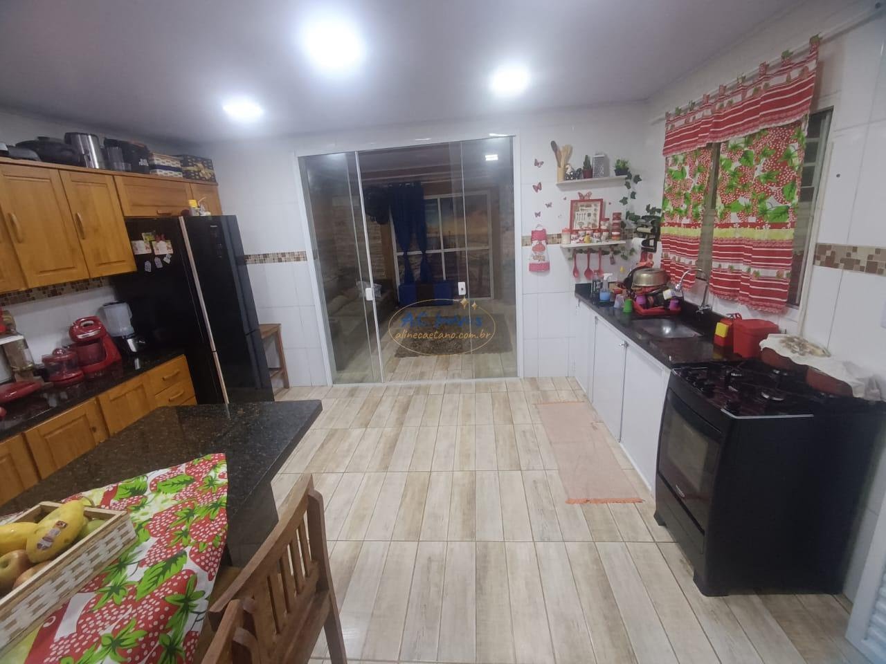 Casa para alugar com 3 quartos, 2 suítes, 1 vaga e 250m² no Tupiry, Praia Grande (SP) — foto 15 de 26
