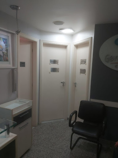 Sala em Centro  -  Macaé