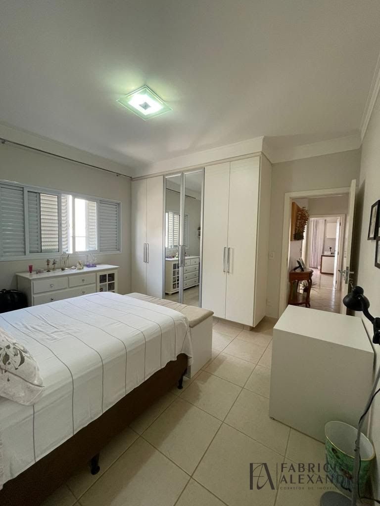 Casa à venda com 4 quartos, 4 suítes, 4 vagas e 370m² no Damha III, São José do Rio Preto (SP) — foto 16 de 30