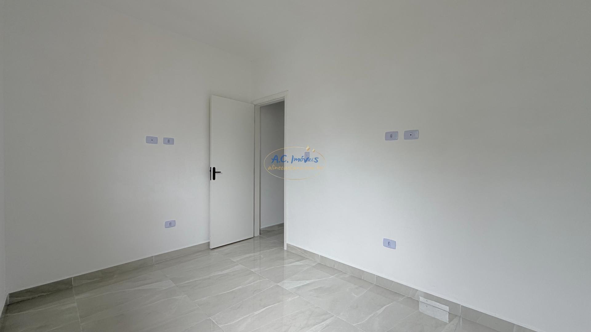 Casa à venda com 2 quartos, 2 banheiros, 1 vaga e 61m² no Quietude, Praia Grande (SP) — foto 8 de 12