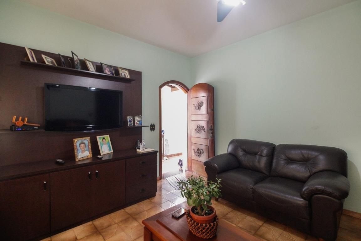 Casa, 3 quartos, 140 m² - Foto 4