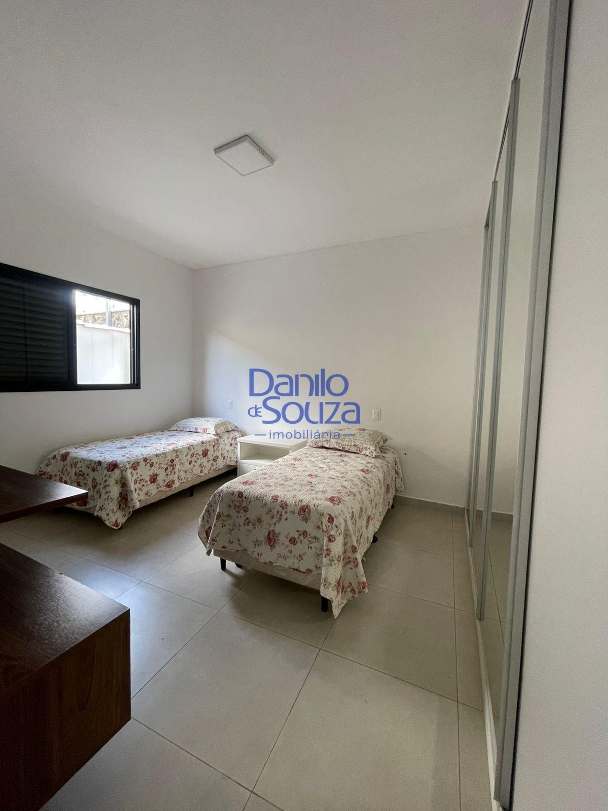 Casa à venda com 2 quartos, 1 suíte, 1 vaga e 140m² no Vila Sao Pedro, Araxá (MG) — foto 13 de 14