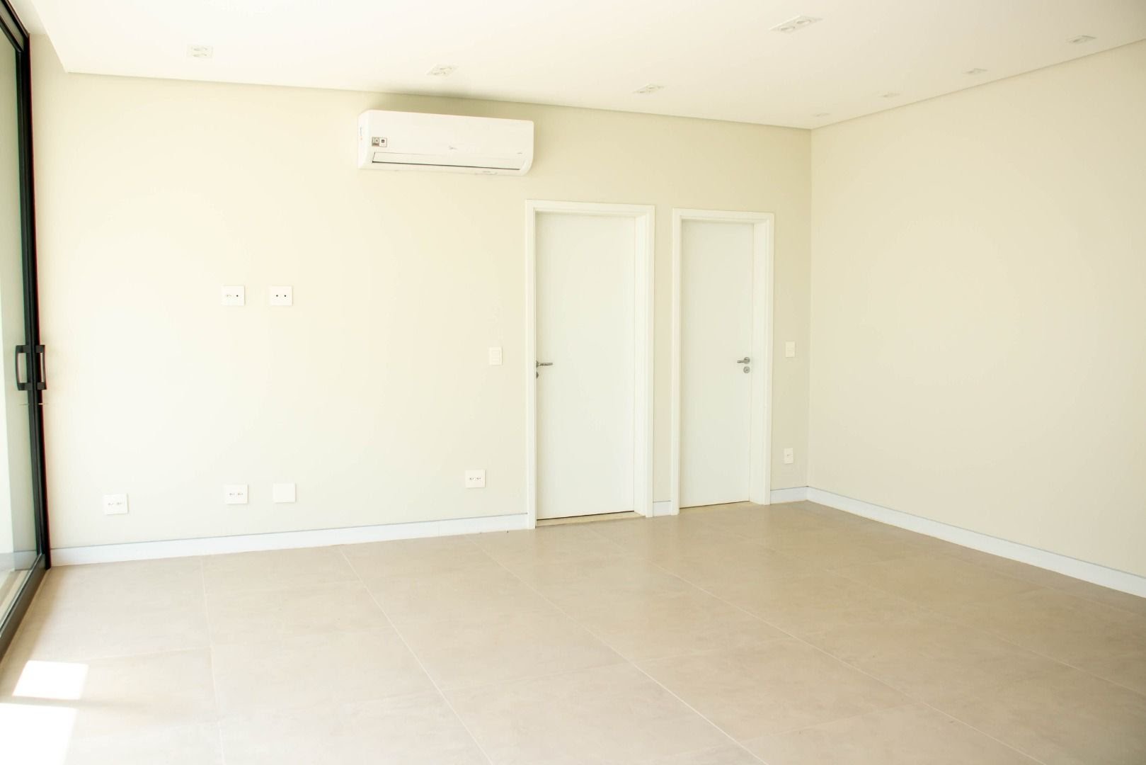 Casa à venda com 3 quartos, 3 suítes, 6 vagas e 264m² no Alphaville 3, Votorantim (SP) — foto 3 de 30