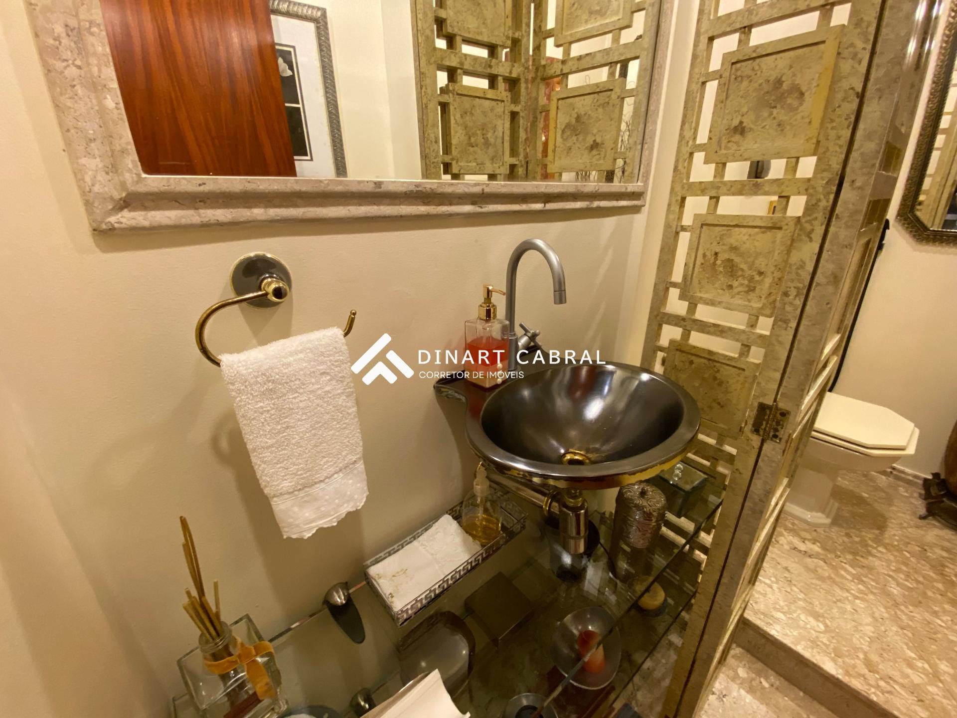 Apartamento à venda com 4 quartos, 2 suítes, 1 vaga e 300m² no Copacabana, Rio de Janeiro (RJ) — foto 24 de 30