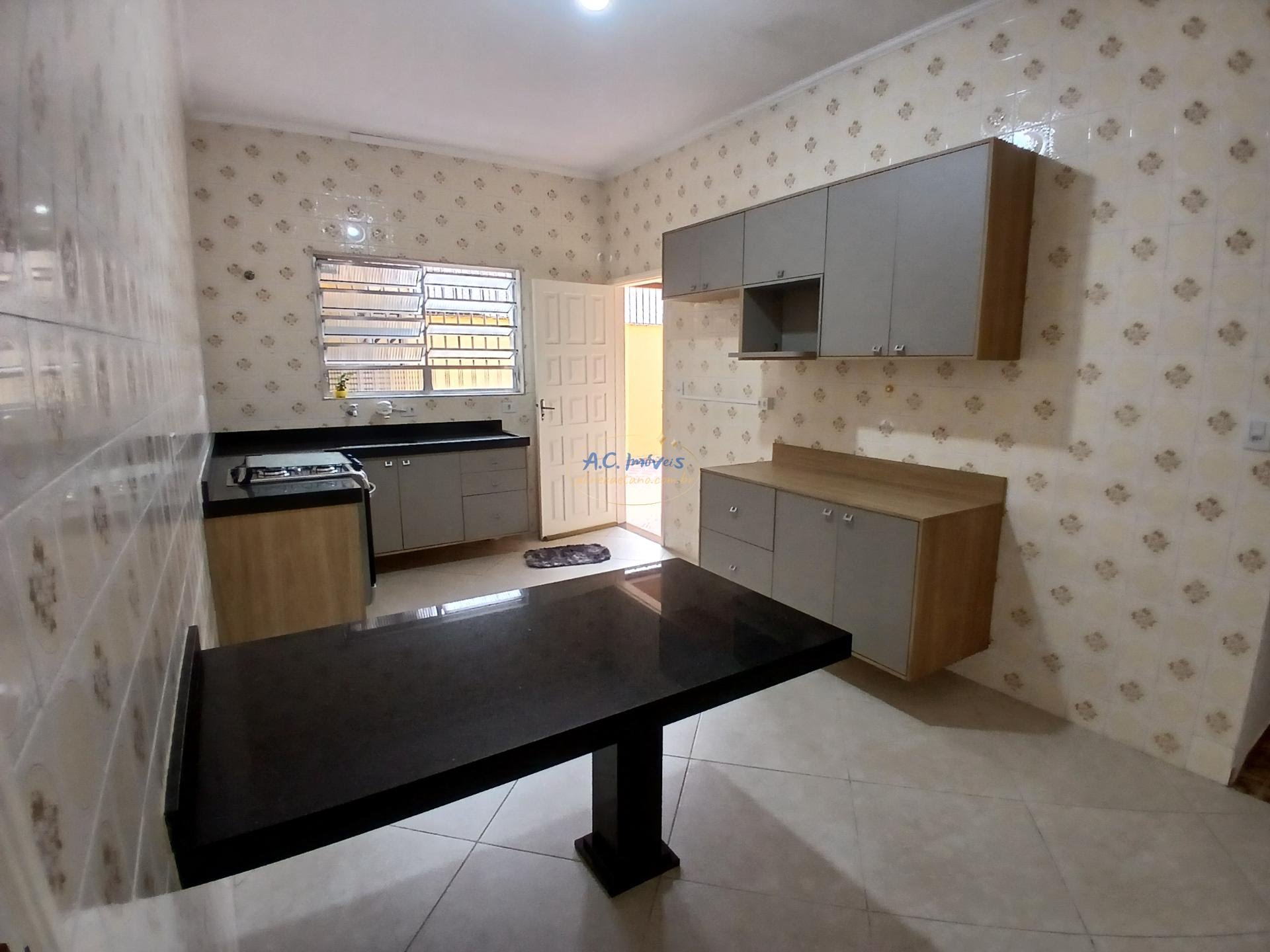 Casa à venda com 3 quartos, 1 suíte, 4 vagas e 130m² no Caiçara, Praia Grande (SP) — foto 11 de 30
