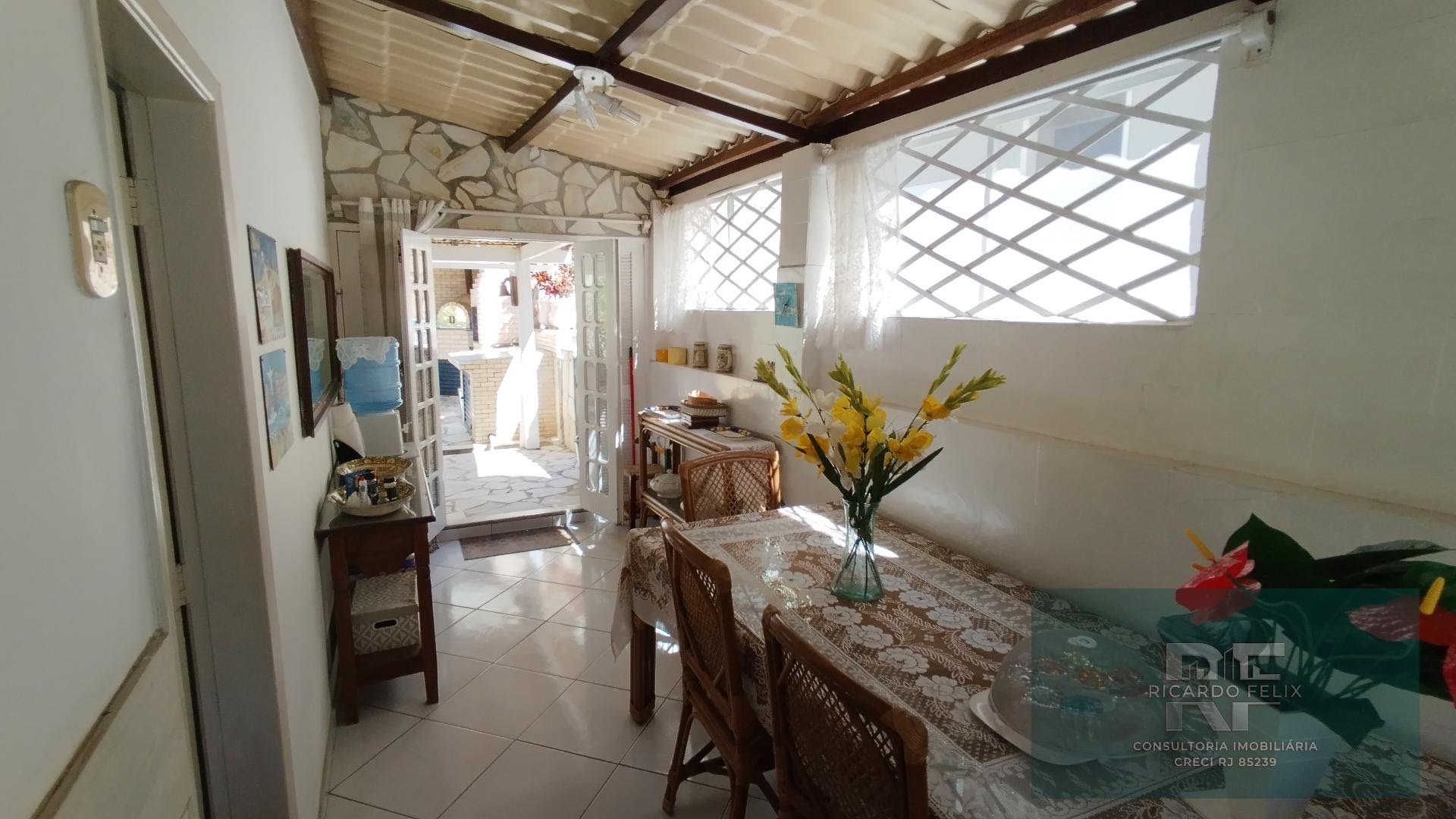 Casa à venda com 5 quartos, 2 suítes, 3 vagas e 700m² no Costazul, Rio das Ostras (RJ) — foto 9 de 30