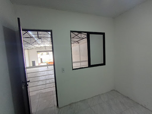 Galpão Comercial para Alugar na Sapiranga | 190m² | Excelente Localização