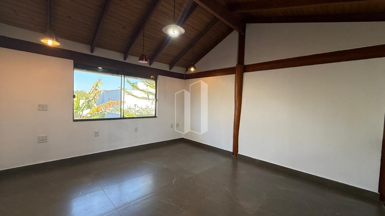 Casa à venda com 3 quartos, 3 suítes, 2 vagas e 238m² no Fazenda Vau das Pombas, Goiânia (GO) — foto 4 de 30