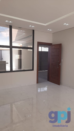 Casa em Fausto Pinto  -  Nova Serrana