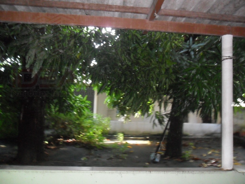Casa à venda com 3 quartos, 1 banheiro e 373m² no Parque São Caetano, Campos dos Goytacazes (RJ) — foto 10 de 11