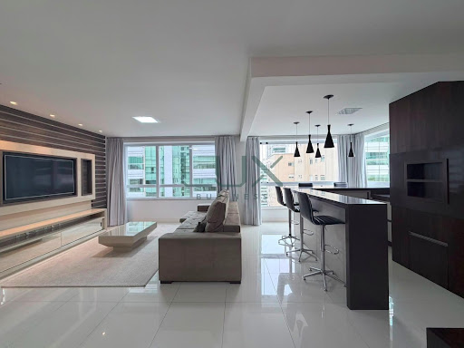 Apartamento para locação anual em Meia Praia - Itapema