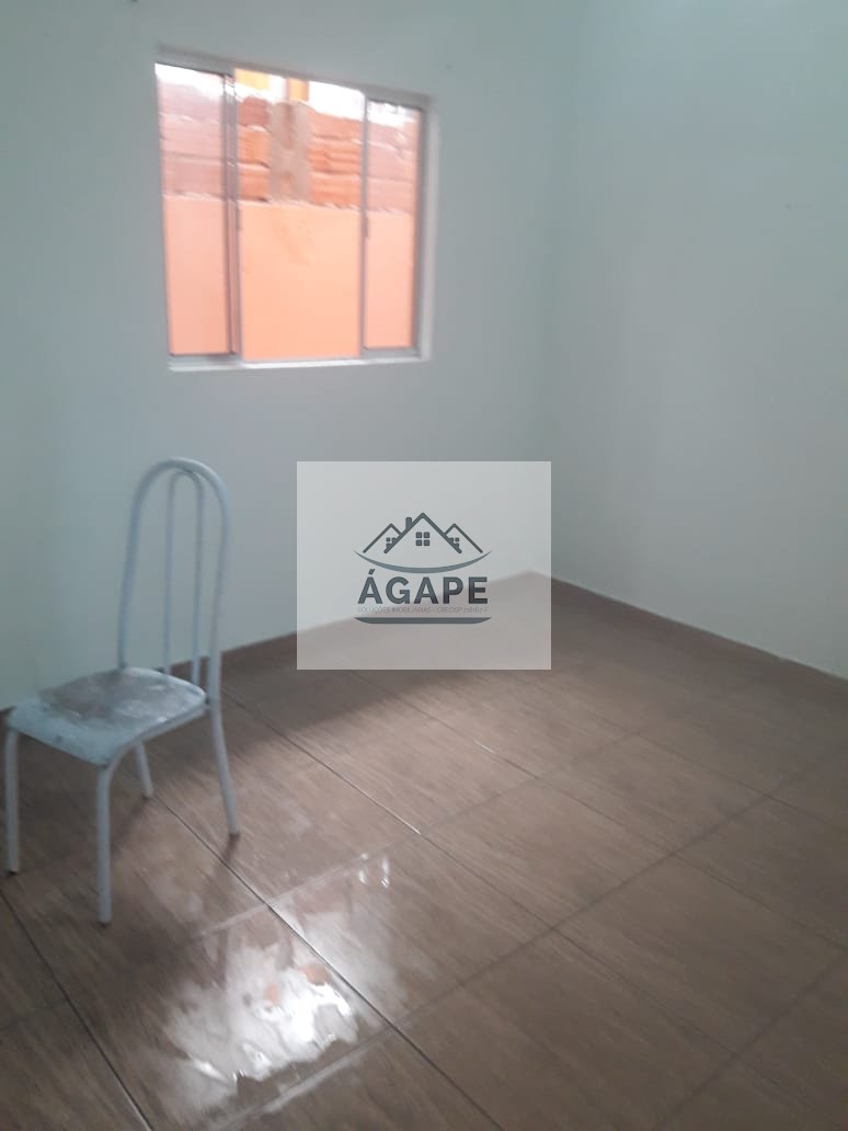 Casa à venda com 6 quartos, 4 banheiros, 2 vagas e 200m² no Conjunto Habitacional Instituto Adventista, São Paulo (SP) — foto 9 de 15