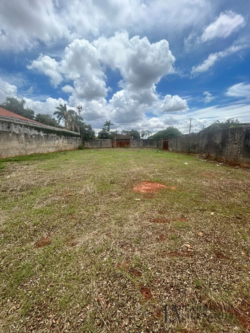 Terreno à venda com 864m² de terreno no Universitário, São José do Rio Preto (SP) — foto 3 de 3