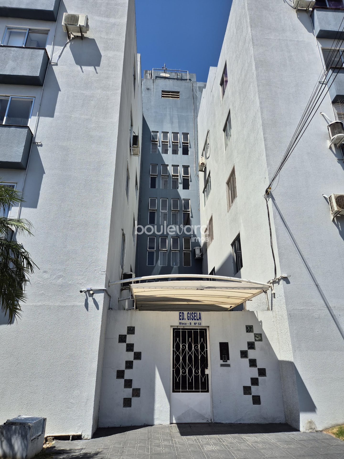 Apartamento à venda com 2 quartos, 1 banheiro, 1 vaga e 61m² no Barreiros, São José (SC) — foto 10 de 18