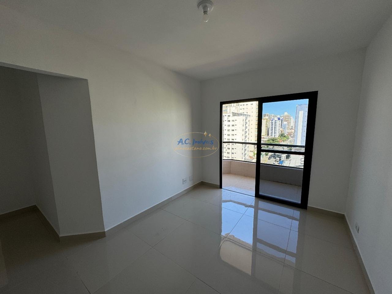 Apartamento à venda com 2 quartos, 1 suíte, 1 vaga e 76m² no Guilhermina, Praia Grande (SP) — foto 3 de 24