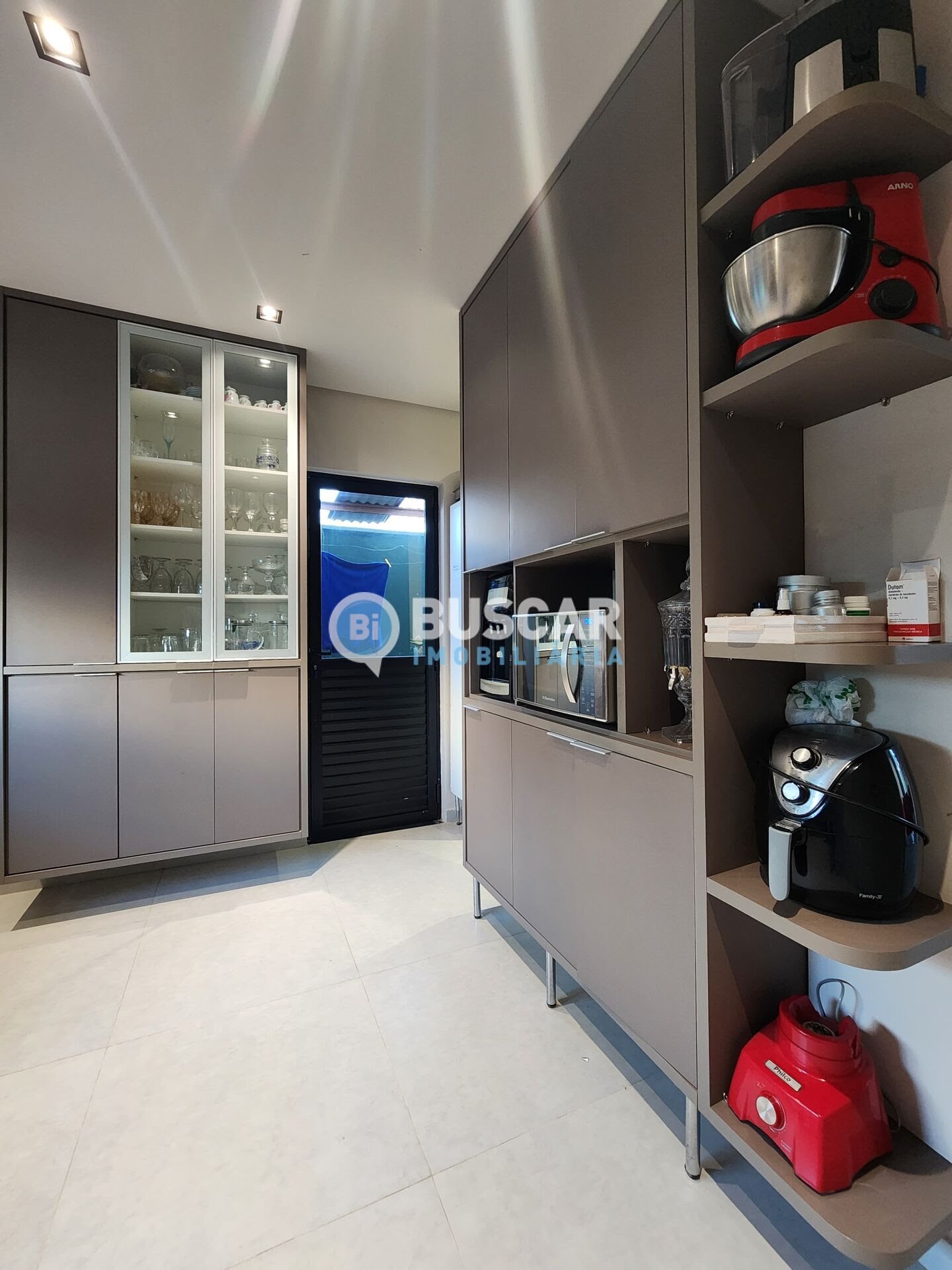 Casa à venda com 4 quartos, 3 suítes, 4 vagas e 302m² no Sim, Feira de Santana (BA) — foto 12 de 18