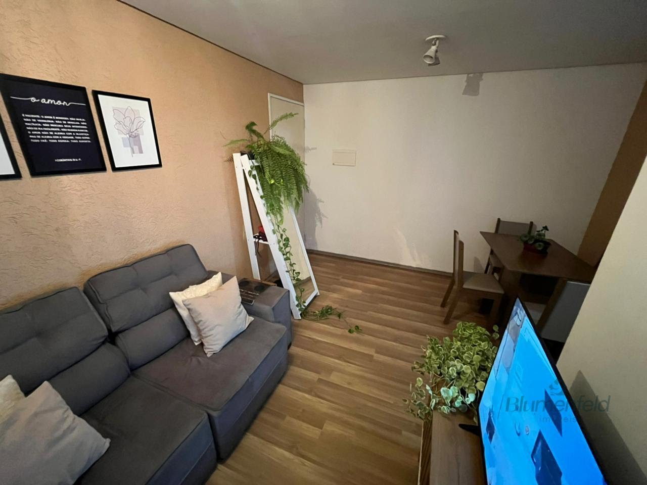 Apartamento à venda com 2 quartos e 1 vaga no Vila Sao Carlos, Itaquaquecetuba (SP) — foto 2 de 10