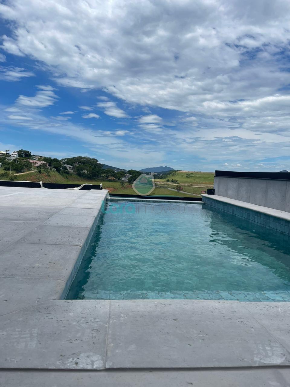 Casa à venda com 5 quartos, 2 suítes, 2 vagas e 515m² no Lagoa, Macaé (RJ) — foto 2 de 4