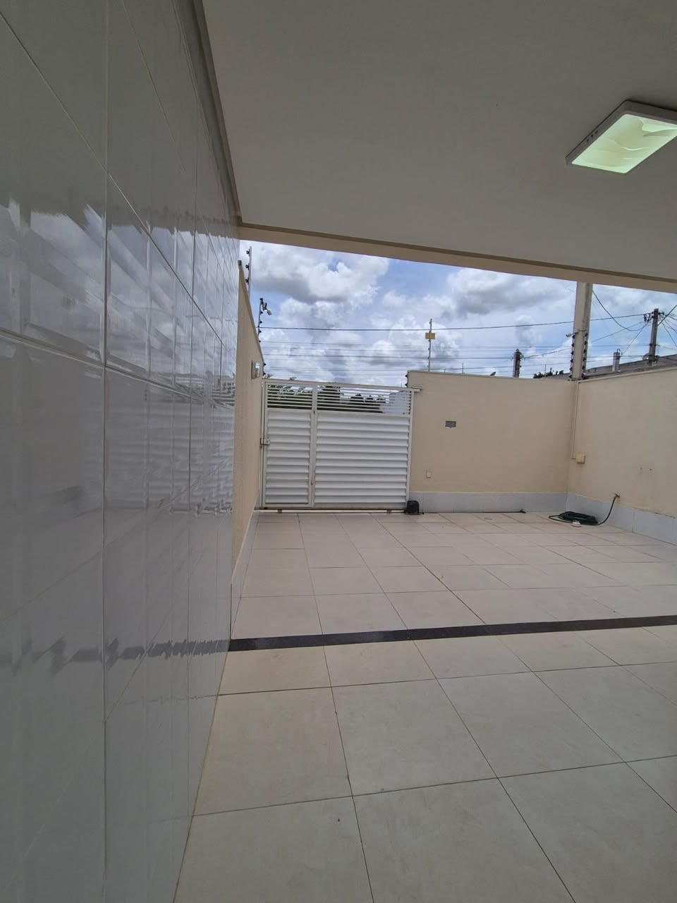 Casa à venda com 2 quartos, 1 suíte, 1 vaga e 81m² no Mangabeira, Feira de Santana (BA) — foto 2 de 28
