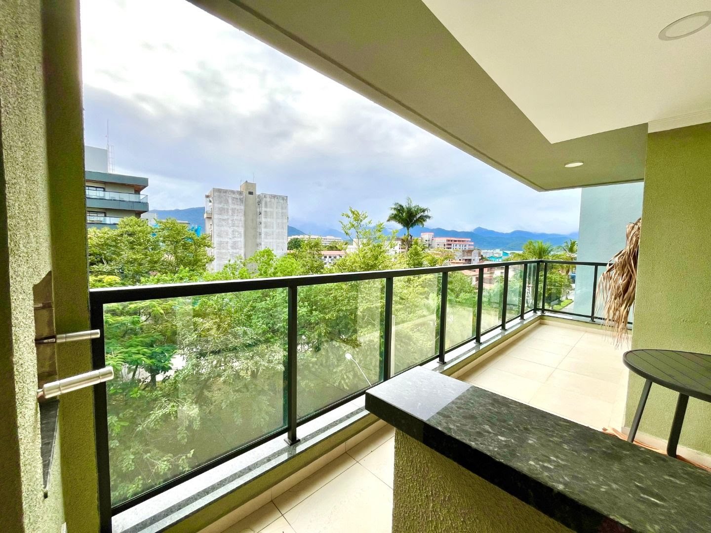 Apartamento à venda com 2 quartos, 3 banheiros, 1 vaga e 82m² no Itaguá, Ubatuba (SP) — foto 8 de 9