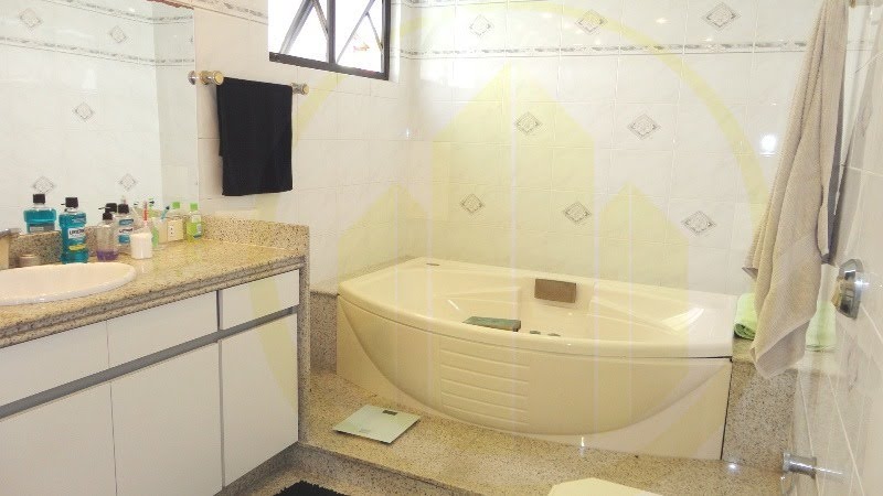 Casa à venda com 5 quartos, 4 suítes, 3 vagas e 600m² no Barra da Tijuca, Rio de Janeiro (RJ) — foto 17 de 25