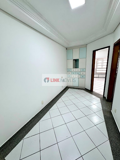 sala para alugar no edifício Empire Center em Santa Lúcia