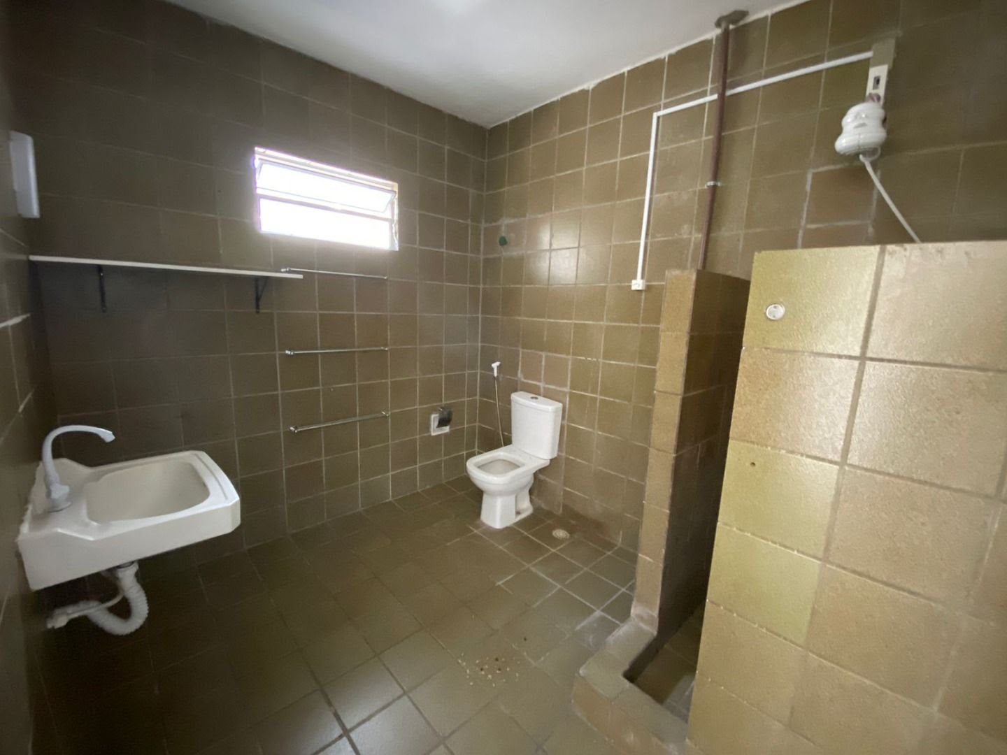Apartamento à venda com 4 quartos, 1 banheiro, 1 vaga e 110m² no Madalena, Recife (PE) — foto 8 de 10