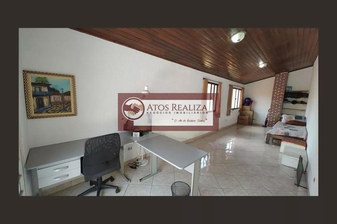 Casa à venda com 3 quartos, 1 suíte, 4 vagas e 206m² no Bolsão de Interlagos, São Paulo (SP) — foto 9 de 19