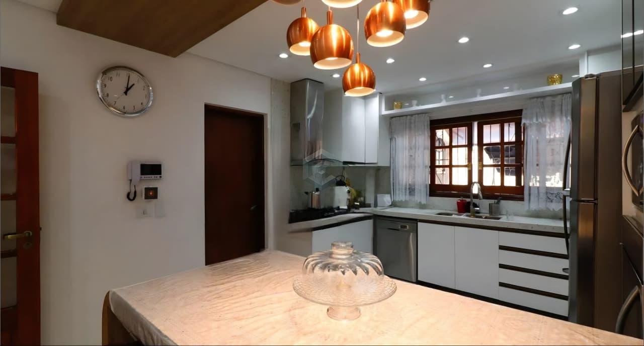 Casa à venda com 4 quartos, 1 suíte e 400m² no Jardim Triana, São Paulo (SP) — foto 27 de 30