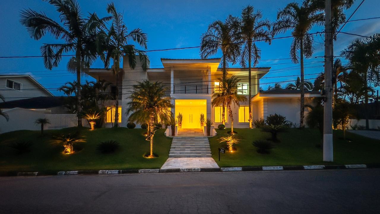Casa à venda com 4 quartos, 4 suítes, 6 vagas e 640m² no Condomínio Arujazinho III, Arujá (SP) — foto 2 de 29