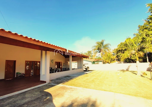 Chácara, 3 quartos, 1800 m² - Foto 2