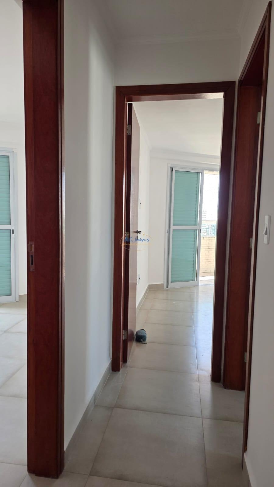 Cobertura à venda com 3 quartos, 3 suítes, 3 vagas e 162m² no Vila Caiçara, Praia Grande (SP) — foto 13 de 16