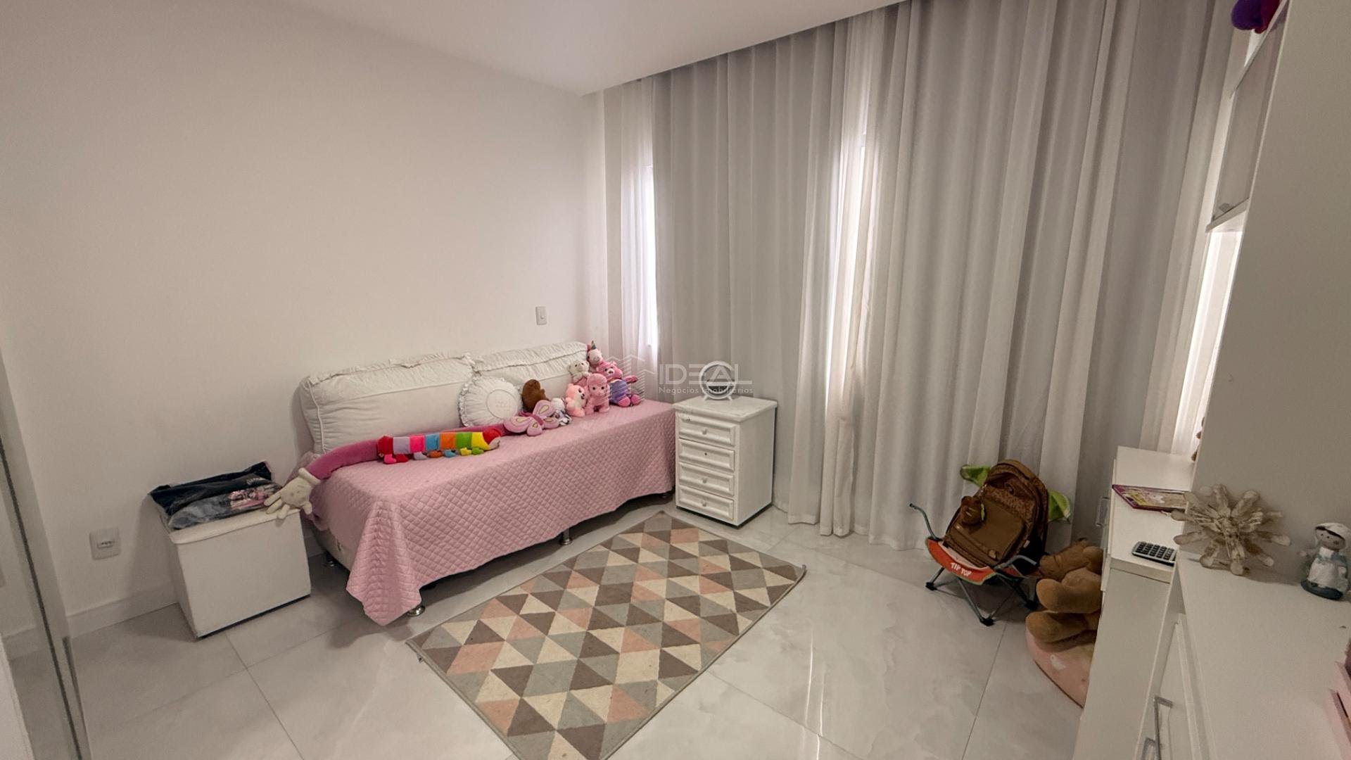 Casa à venda com 5 quartos, 5 suítes, 4 vagas e 400m² no Parque Rodoviario, Campos dos Goytacazes (RJ) — foto 26 de 30