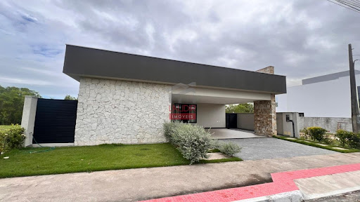 Casa linear 4 quartos, sendo 3 suítes no Arquipélago de Manguinhos
