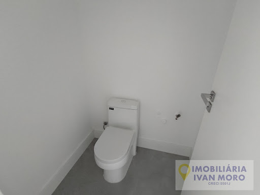 Apartamento  à venda em Meia Praia  -  Itapema, SC.