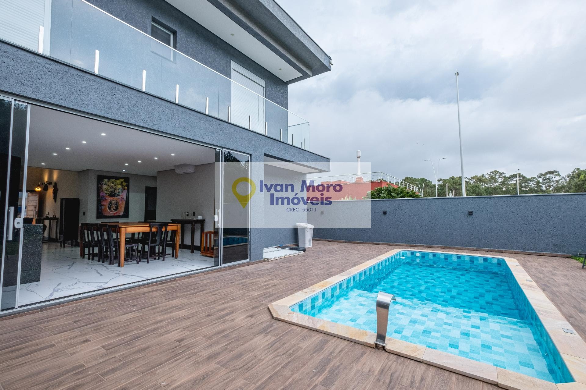 Casa à venda com 4 quartos, 4 suítes, 4 vagas e 300m² no São João do Rio Vermelho, Florianópolis (SC) — foto 17 de 30