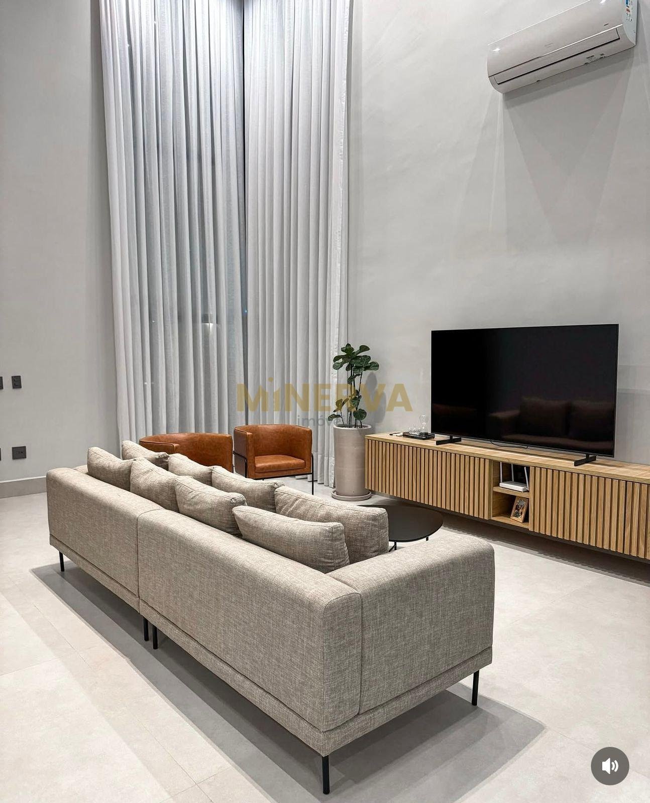 Casa à venda com 4 quartos, 4 suítes, 3 vagas e 330m² no Rio Abaixo, Atibaia (SP) — foto 4 de 23